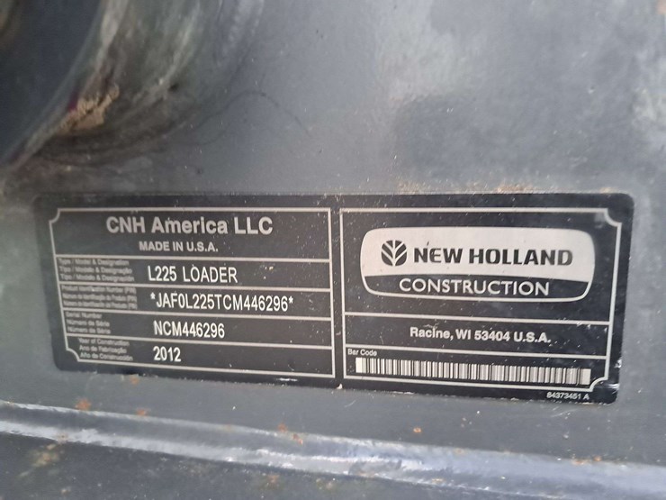 new-holland-l225-image-17