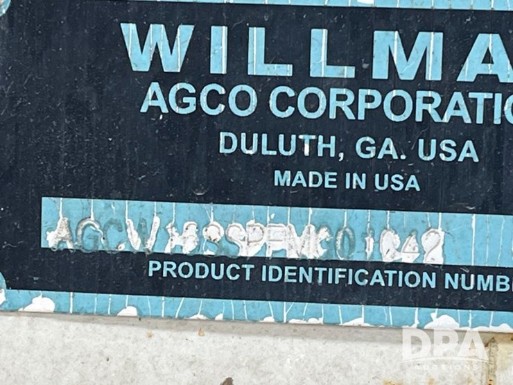 2001-peterbilt-330-image-39