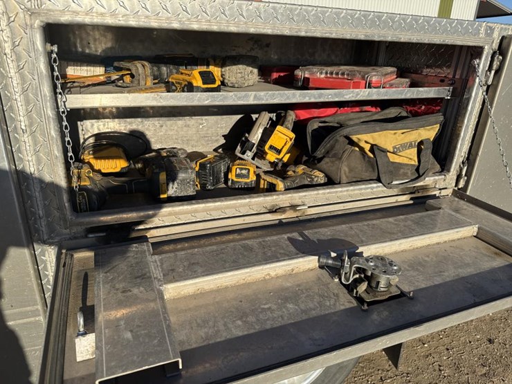 2018-ford-f450-image-29