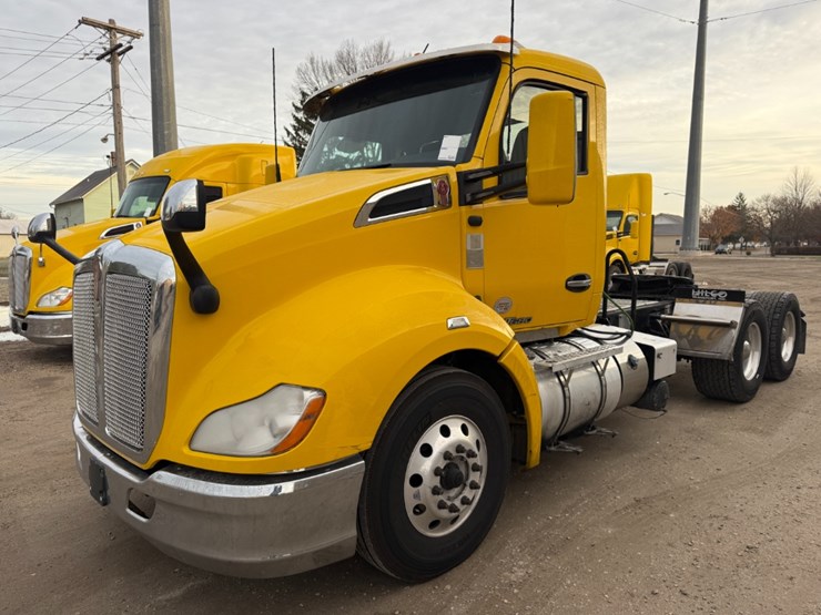 2020-kenworth-t680-image-1