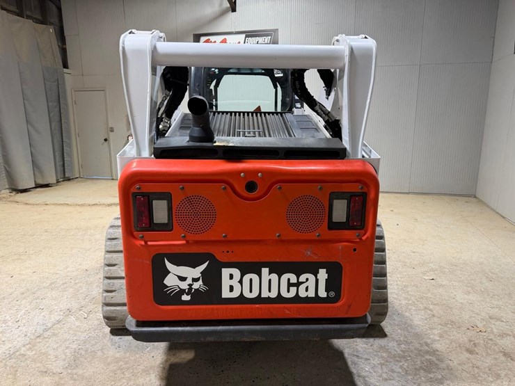 2023-bobcat-t770-image-4