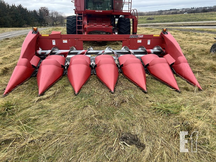 case-ih-3206-image-2