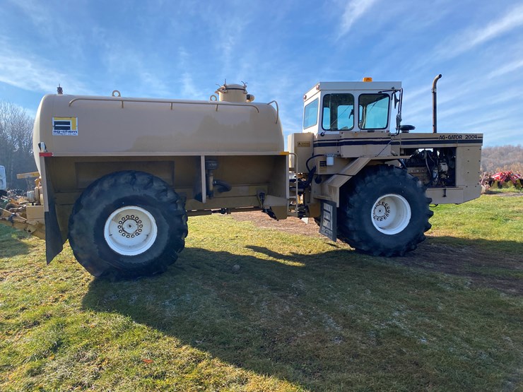 #1300-•-ag-gator-2004-injector-applicator-(colfax,-wi)-image-5