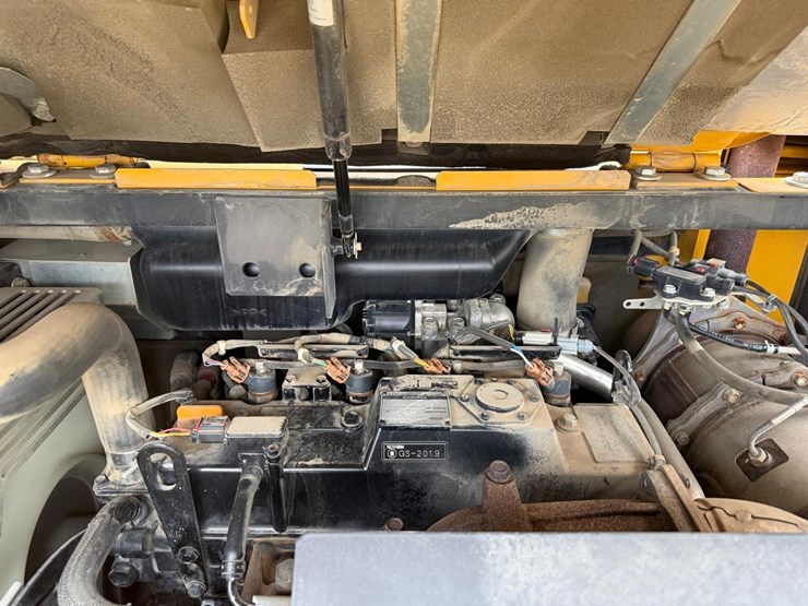 2018-deere-85g-image-22