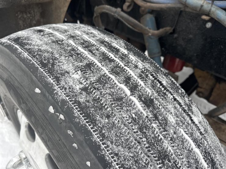 2007-peterbilt-385-image-62