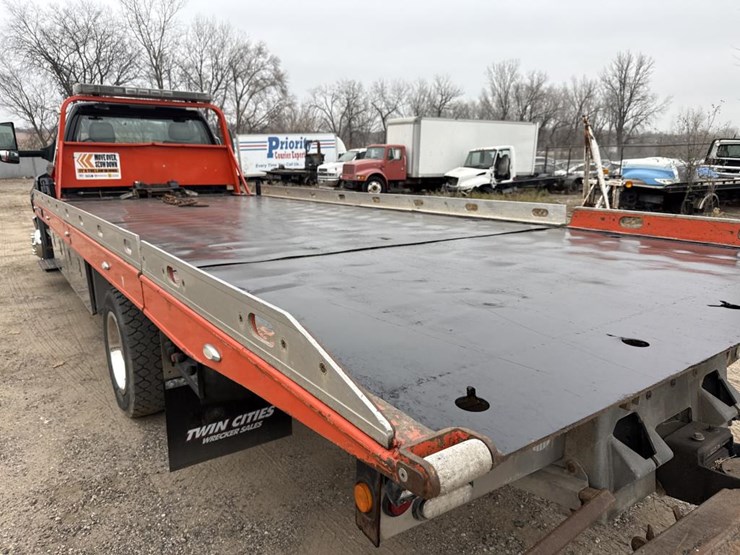 2007-ford-f650-image-23