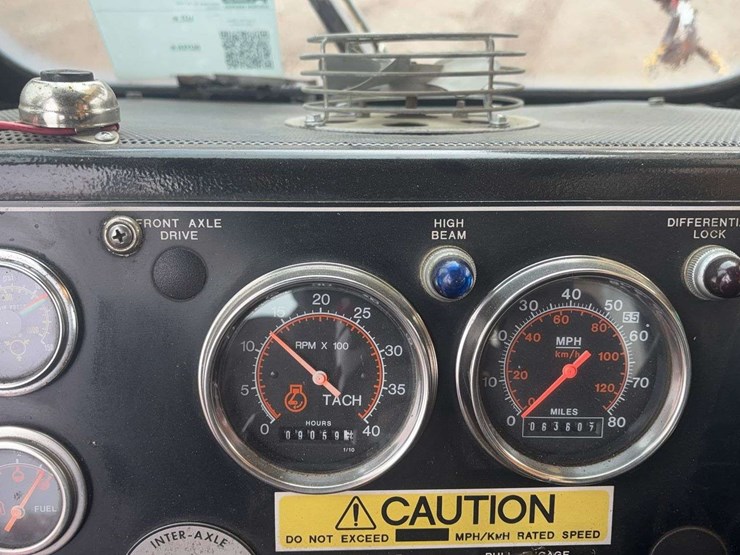 1996-grove-tms250c-image-60