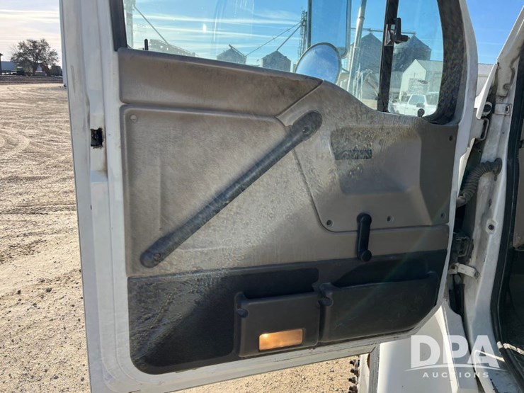 2007-sterling-acterra-image-56