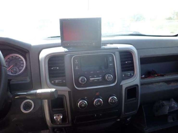 2013-dodge-ram-1500-image-22