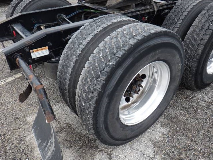 freightliner-cascadia-125-image-6