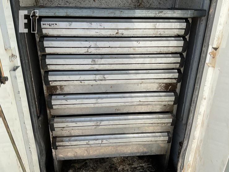 peterbilt-337-image-36