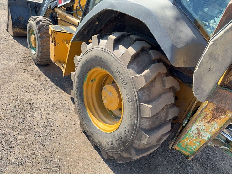 2011-deere-310j-image-5