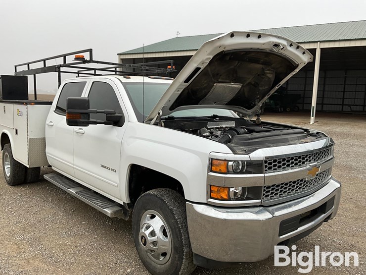 2019-chevrolet-silverado-3500-image-12