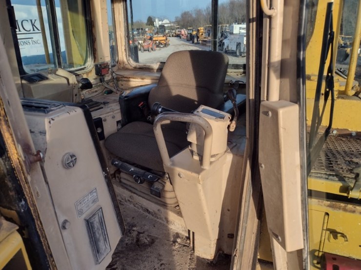 caterpillar-d8r-image-15