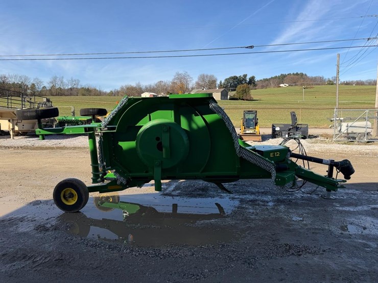 john-deere-e12-image-6