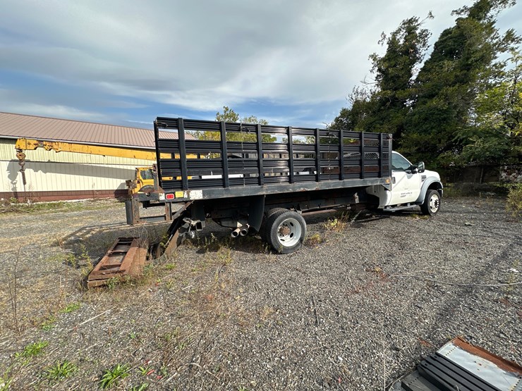 2008-ford-f550-xl-image-8