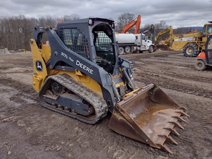deere-317g-image-38