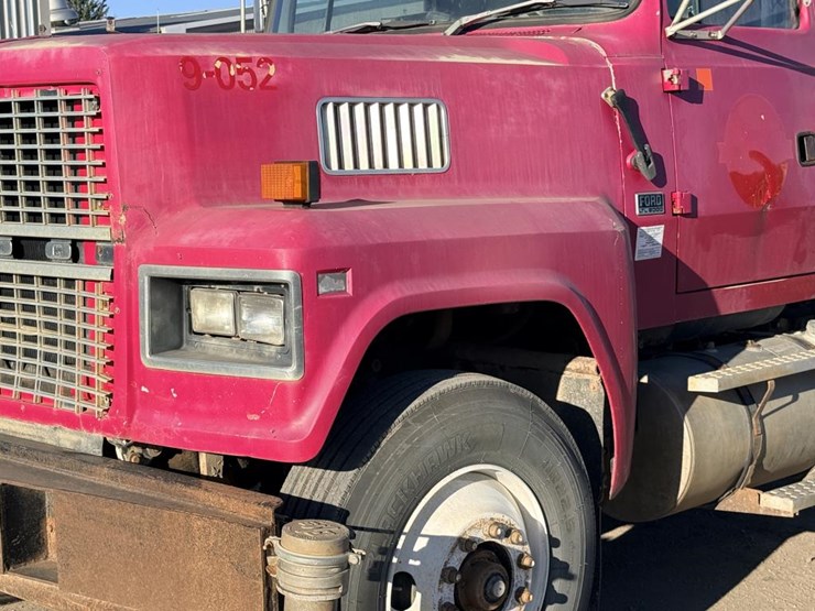 ford-ltl9000-image-9