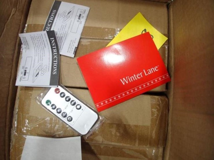 qty-of-(2)-boxes-of-4-in.-clear-glass-ball-lights-image-7