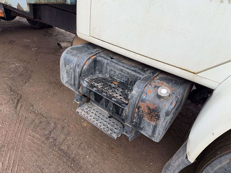 1997-international-4900-image-21