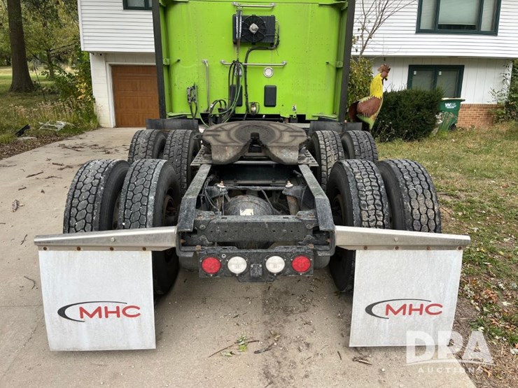 kenworth-t680-image-30