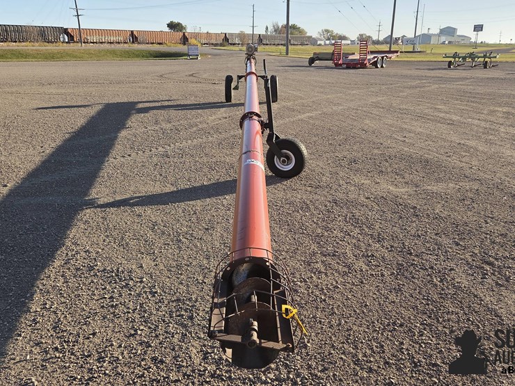 8"x42'-grain-auger-image-2
