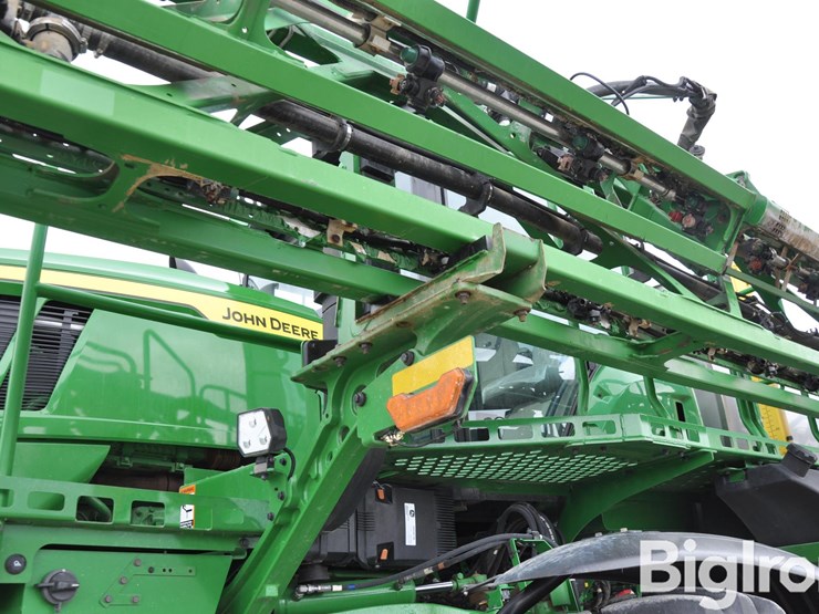 2023-john-deere-412r-image-16