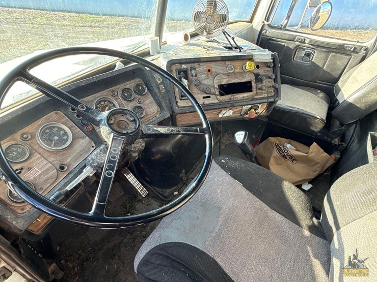 cummins-855-image-16