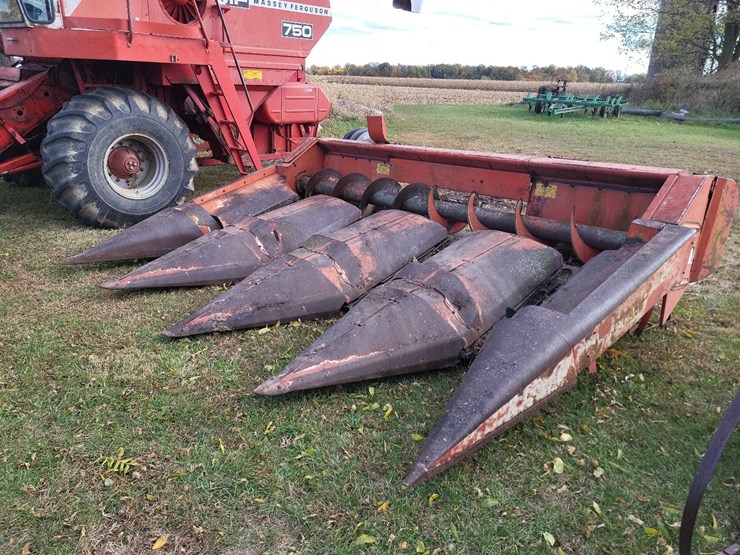 massey-ferguson-1144-image-1