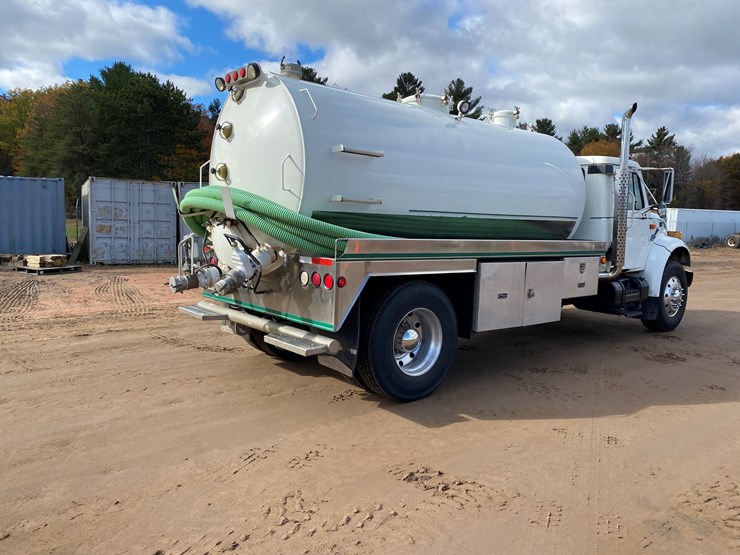 1999-international-4900-image-7