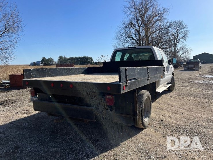 ford-f550-xl-image-10