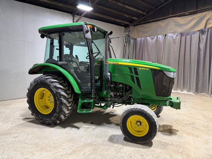 john-deere-5.5-image-6