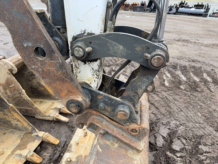 2020-bobcat-e42-image-50