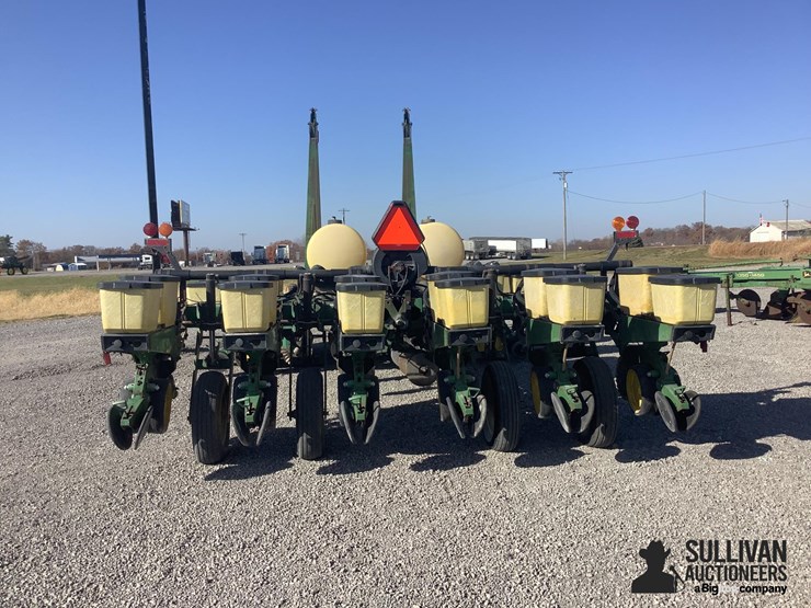 john-deere-7200-image-6