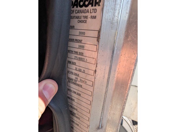 2017-peterbilt-337-image-29