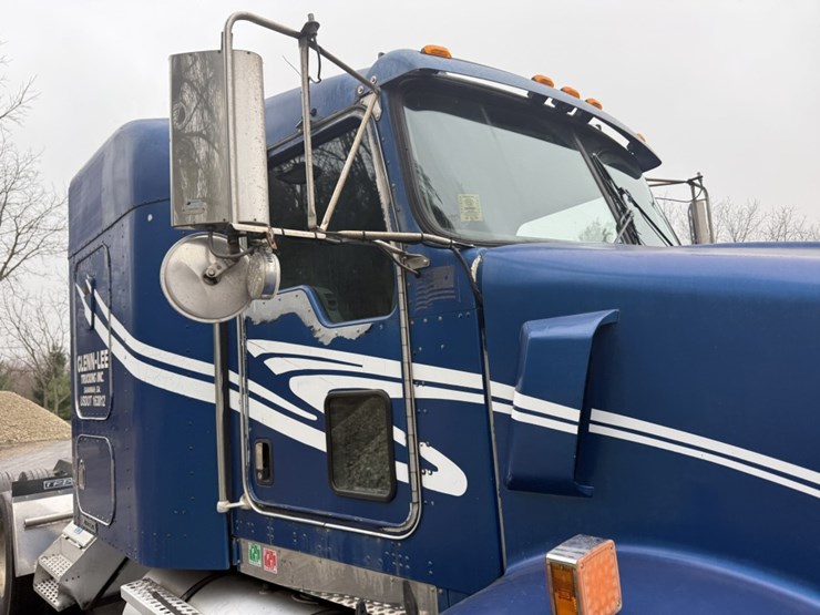 2003-kenworth-t800-image-40