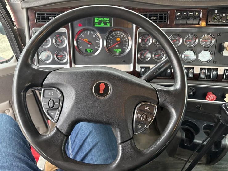 kenworth-t800-image-42