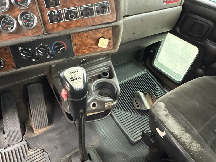 kenworth-t600-image-44