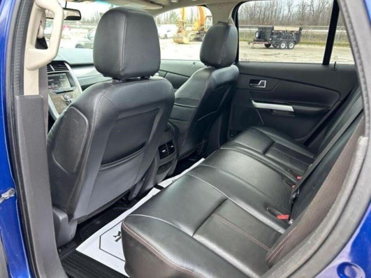 ford-edge-sel-image-18