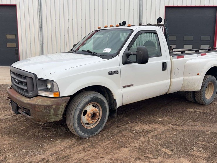 2004-ford-f350-image-1