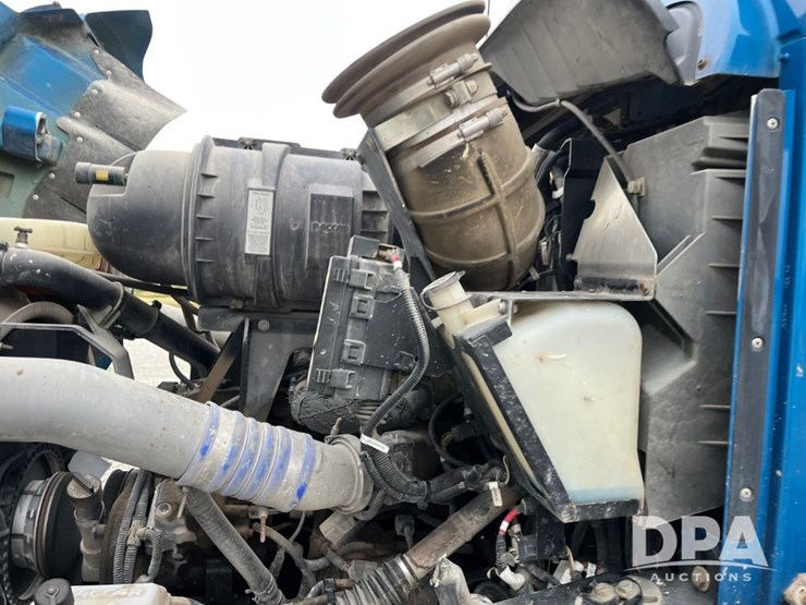 kenworth-t440-image-86