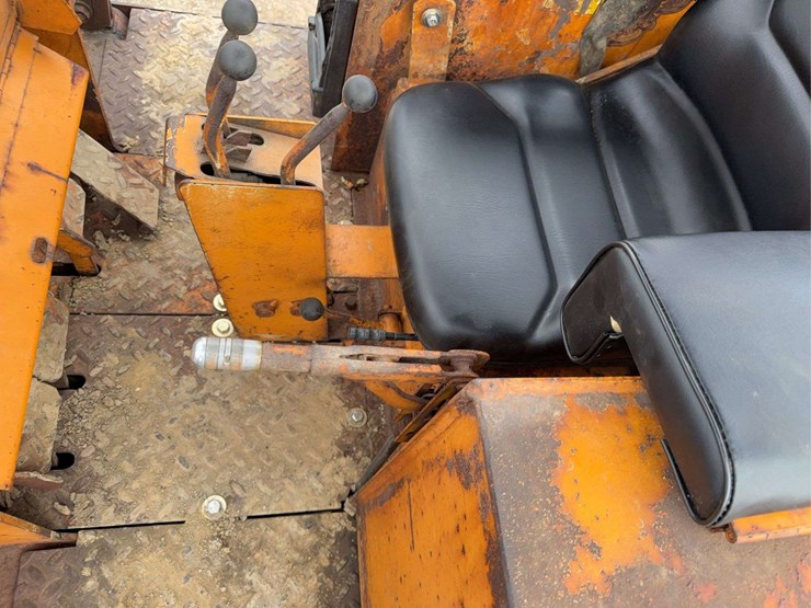 1990-case-850b-image-35