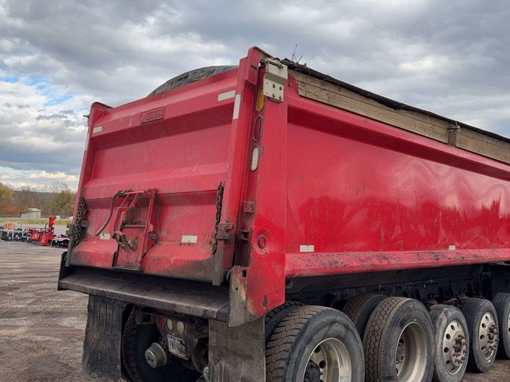 2016-kenworth-t880-image-28