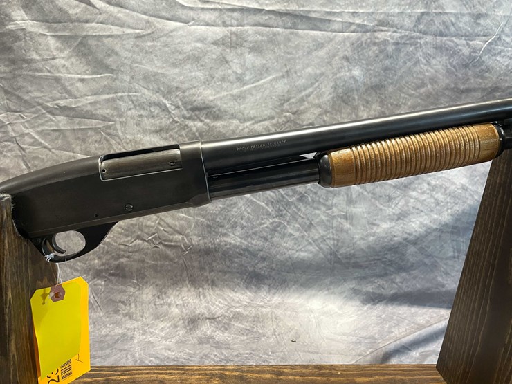 #2341-•-savage-arms-6070-foremost-12-ga.-pump-action-shotgun,-sn:-a655104-image-3