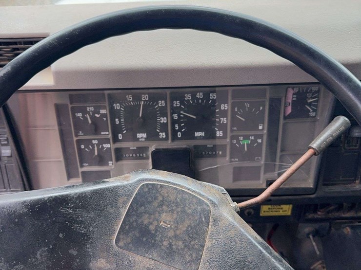 2001-international-4700-image-27