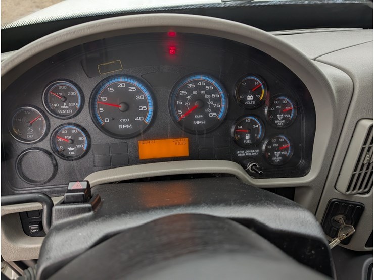 international-durastar-4300-image-23