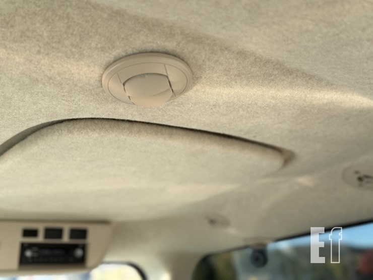 john-deere-r4038-image-41