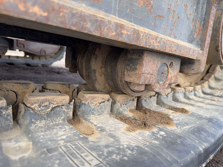 2016-bobcat-e85-image-10