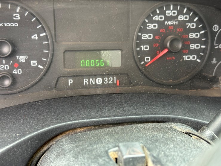 2005-ford-f350-image-30