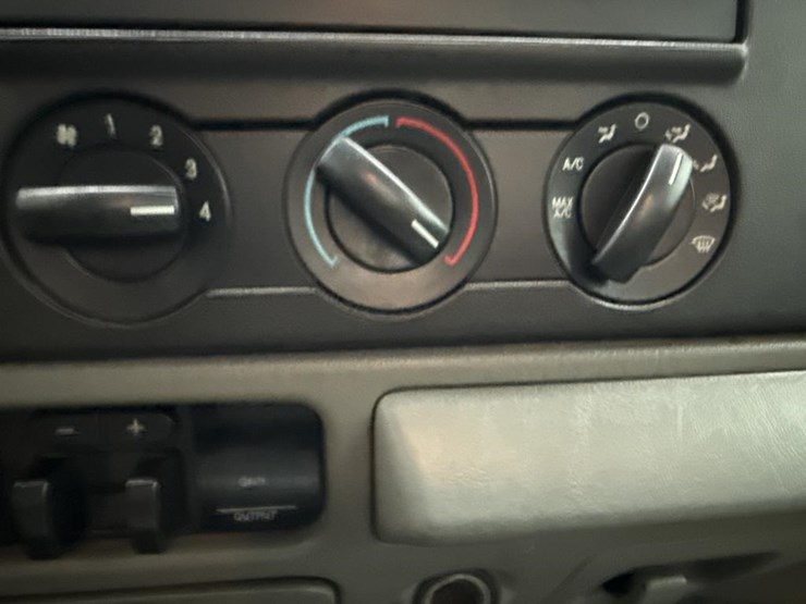 2007-ford-f250-image-24